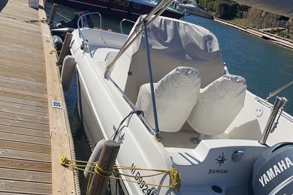 Rental Motorboat Jeanneau Cap Camarat 6.5 Cc Cannes