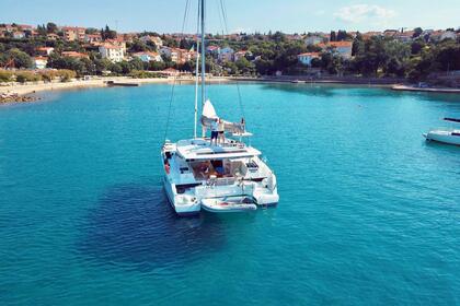 Alquiler Catamarán Fountaine Pajot Lucia 40 San Miguel de Abona