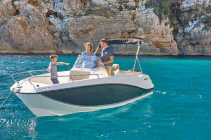 Hire Motorboat Quicksilver 555 Murter