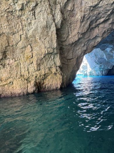 Corfu Motorboat Saxdor GTO320 alt tag text