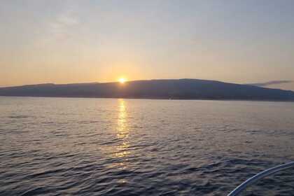 Location Bateau à moteur Jeanneau Cap camarat 7.5 WA série 2 Le Port