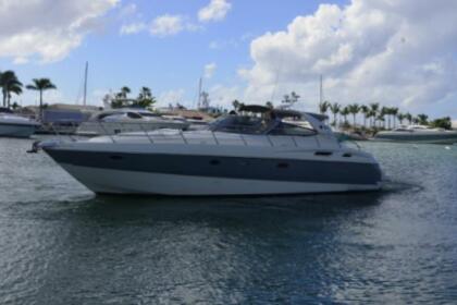 Hire Motorboat Cranchi 50 La Romana