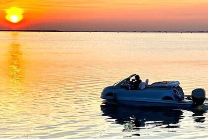 Miete Motorboot FIAT 500 car offshore Venedig