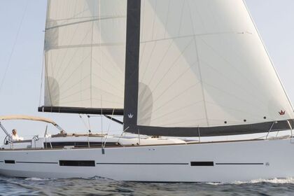 Rental Sailboat Dufour Dufour 520 Grand Large Toulon