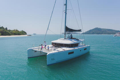 Rental Catamaran LAGOON LAGOON 52F Phuket