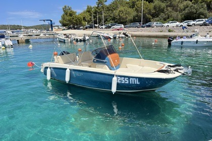 Rental Motorboat 2020 INVICTUS FX200 Mali Losinj