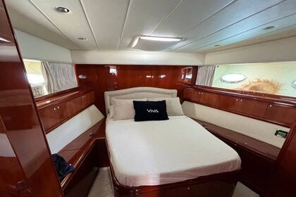 Hire Motor yacht Rizzardi Cr 50 Topline Castellammare di Stabia