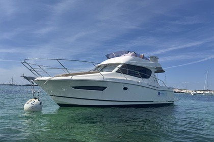 Rental Motorboat Jeanneau Merry Fisher 10 Port-la-Forêt