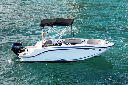 Rental Boat without license  Quicksilver 475 aXess (NUEVO 2023) Sitges