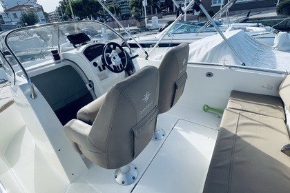 Charter Motorboat Jeanneau Cap Camarat 6.5 Cc Cannes