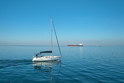 Hire Sailboat Jeanneau Sun Odyssey 40.3 Ormos Panagias
