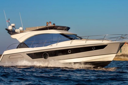 Hire Motor yacht Bénéteau Monte Carlo 52 Trogir
