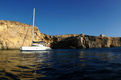 Charter Catamaran Lagoon Lagoon 410 Sliema
