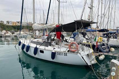 Charter Sailboat Jeanneau Sun Fizz Marina di Grosseto