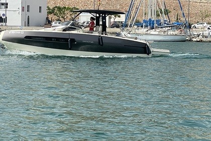 Location Bateau à moteur INVICTUS 280GT Port Mahon