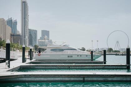 Aluguel Iate alshali 75ft alshali Dubai
