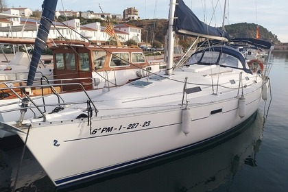 Alquiler Velero Beneteau OCEANIS 331 Palamós