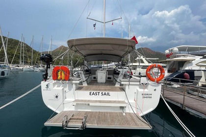 Hire Sailboat Bénéteau Oceanis 51.1 - 5 + 1 cab. Marmaris