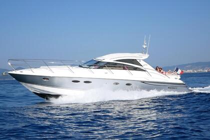 Miete Motoryacht Princess V48S Antibes