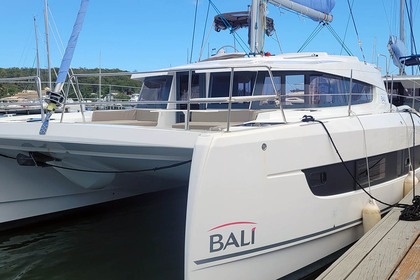 Charter Catamaran Catana Group Bali 4.2 Marsh Harbour