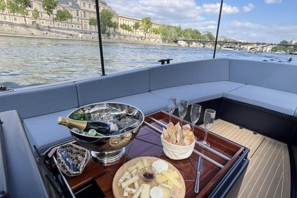 Location Bateau à moteur Mekker D750 Paris