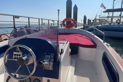 Aluguel Barco sem licença  Consorzio Cantieristica Minore Veneziana Gozzo Veneza