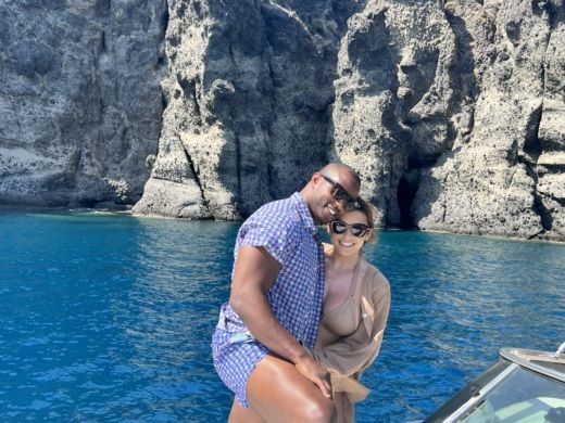 Santorin Motorboat Cranchi 40 alt tag text