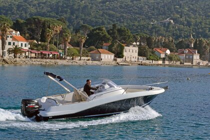 Charter Motorboat Jeanneau Cap Camarat 7.55 Maiori