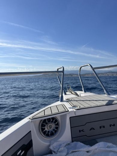 Mandelieu-La Napoule Motorboat Karnic SL 701 alt tag text