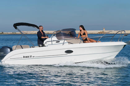 Charter Motorboat Mingolla Brava 22 WA Pula