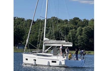 Hyra båt Segelbåt  Bavaria C38 Saltsjöbaden