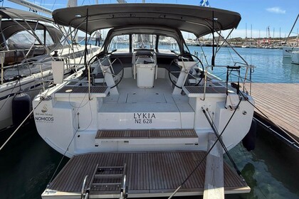 Verhuur Zeilboot Beneteau Oceanis 46.1 Laurion