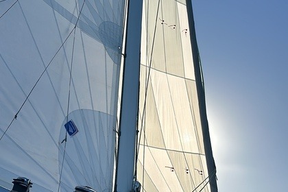 Charter Catamaran ENMAR AMBERCAT 110 La Ciotat