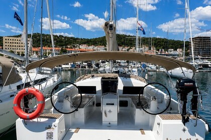 Verhuur Zeilboot Jeanneau Sun Odyssey 440 - 4 cab. Split