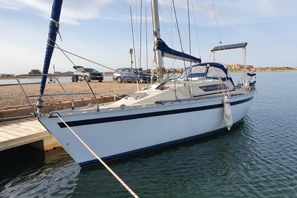Charter Sailboat Beneteau First 30e Canet-en-Roussillon