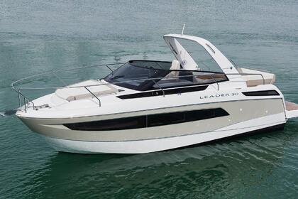 Miete Motorboot Jeanneau Leader 30 Salerno