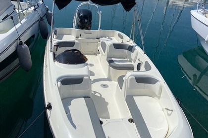 Rental Motorboat Bayliner E6 Bormes-les-Mimosas