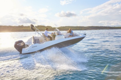 Charter Motorboat Quicksilver Activ 605 Open Roses