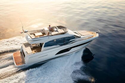 Verhuur Motorboot Prestige Yachts Prestige 520 Antibes