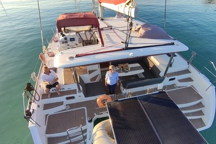 Location Catamaran Lagoon Lagoon 400 Toulon