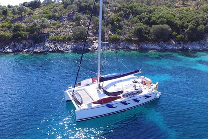 Charter Catamaran Nautitech 44 Trieste