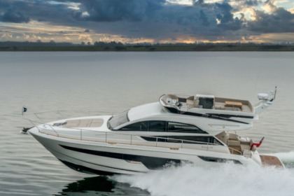 Hire Motor yacht  Fairline Squadron 50 Seget Donji