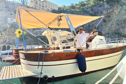 Noleggio Barca a motore Cantieri Del Cilento Gozzo Sorrentino Amalfi