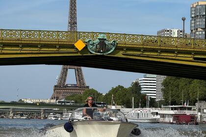 Location Bateau à moteur Caminada 635 Saint-Cloud