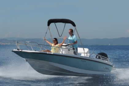Charter Motorboat Boston Whaler dauntless 17 Marseille