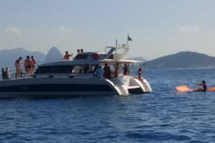 Hire Motorboat Blujoi Power Cat 40 Rio de Janeiro