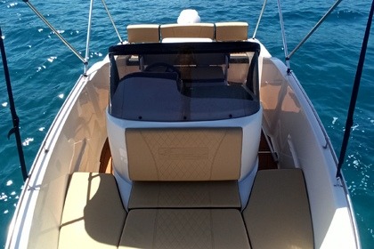 Hire Motorboat Nireus Ω53 Escape Lindos
