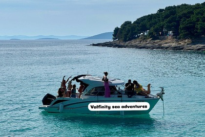 Charter Motorboat VALFINITY I. - Beneteau Antares 8 Pirovac