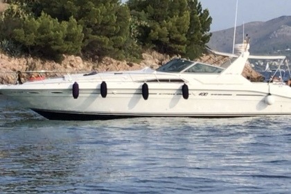 Hire Motorboat Sea Ray 400 Sun Sport Port de Pollença