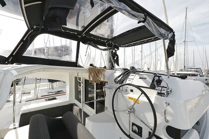 Aluguel Catamarã Lagoon Lagoon 400 Zara